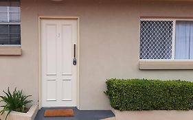 Top Of The Range - Tourist Road Studio Apartment